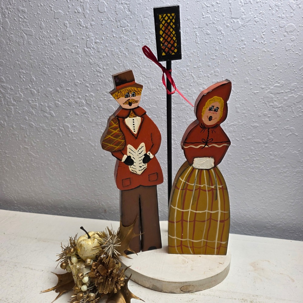 Vintage 70s Hand Painted Wood Christmas Carolers Lantern Folk Art Orange‎ Yellow